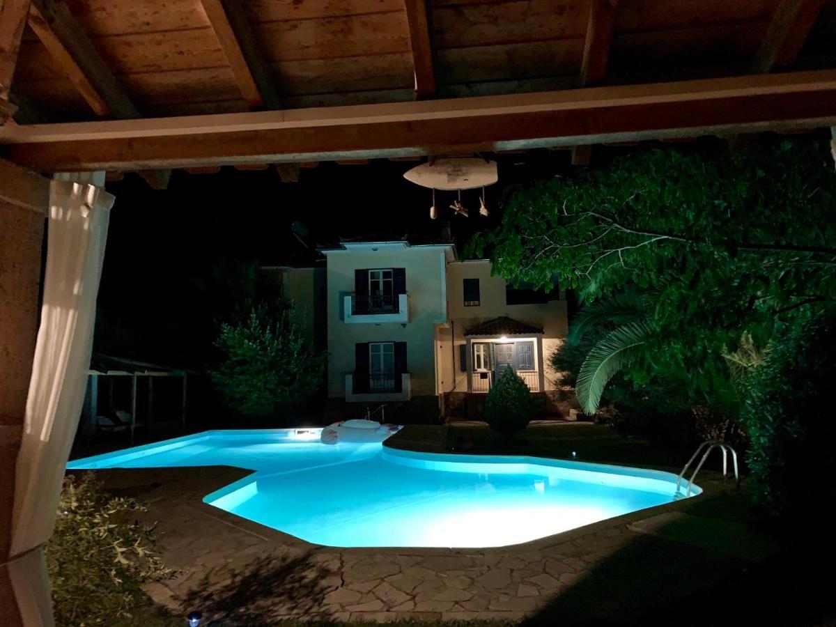 Villa Marita à Lisvori Extérieur photo